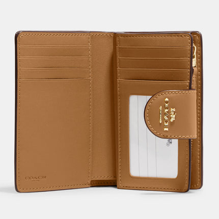 Billetera Medium Corner Coach canvas Gold Khaki